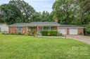 1100 Ravendale Drive sold home in Charlotte, SC
