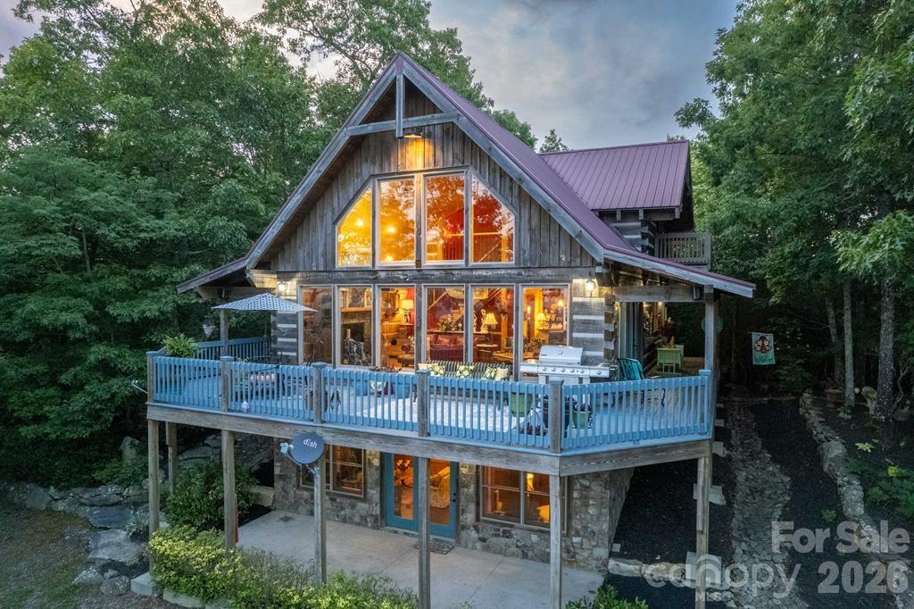 Waterfront home on Lake Glenville