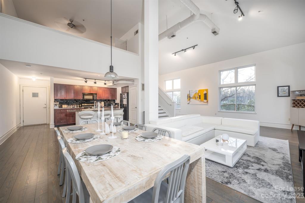 Property image 1 at 404 Laurel Avenue, Charlotte, NC 28204