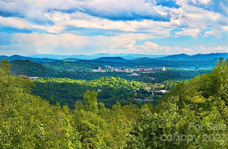 Property image 1 at 149 Ventana Drive, Asheville, NC 28804