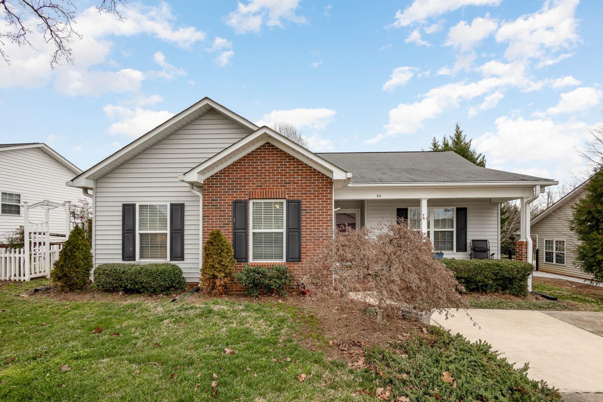 Property image 1 at 44 Linford Street, Belmont, NC 28012