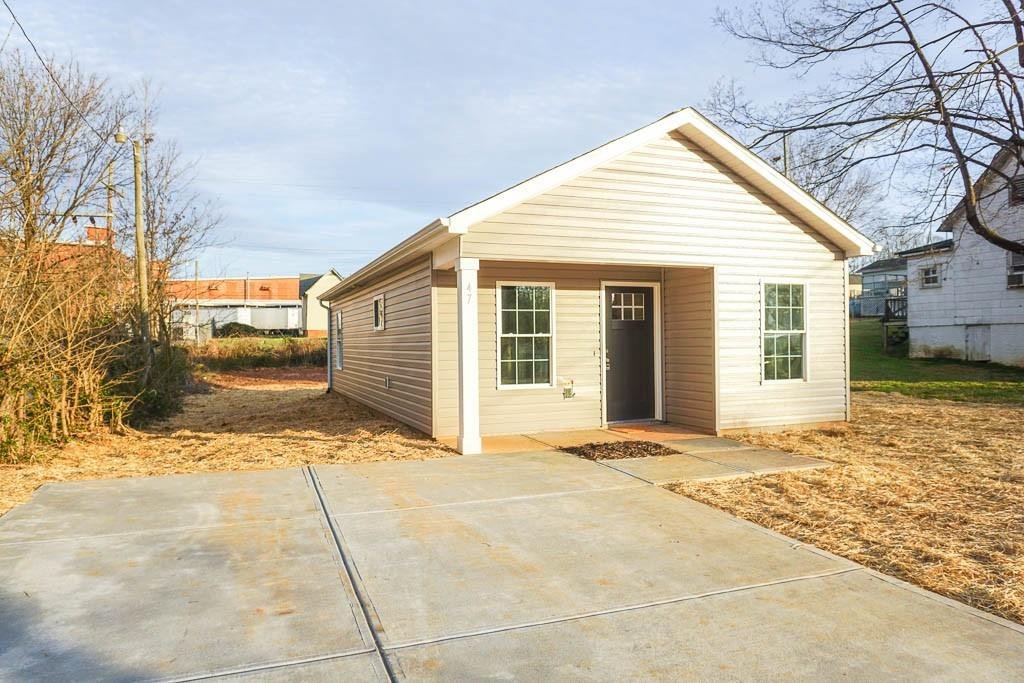 Property image 1 at 47 14th Street, Hickory, NC 28602