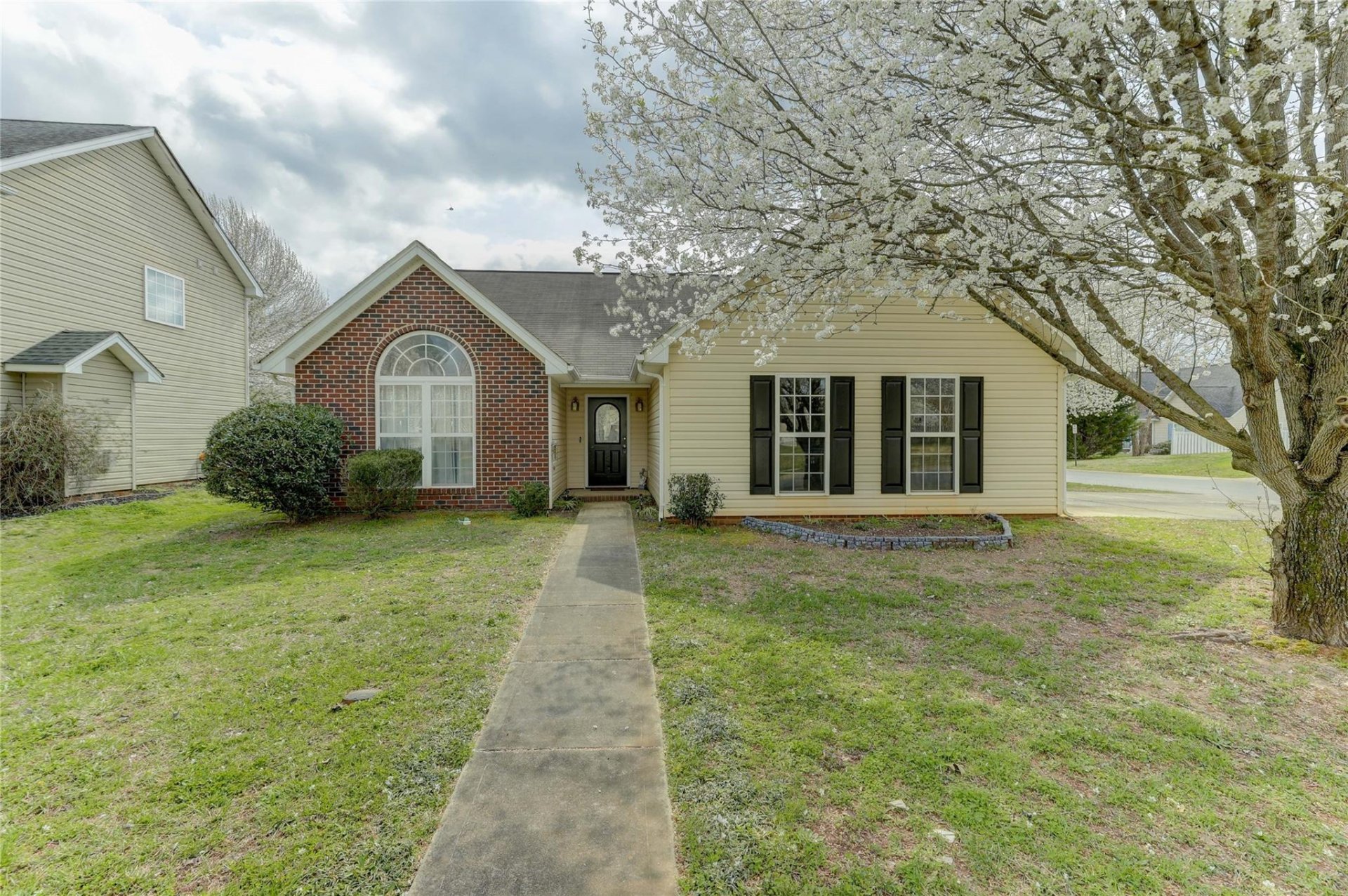 Mabry Park, Rock Hill Community