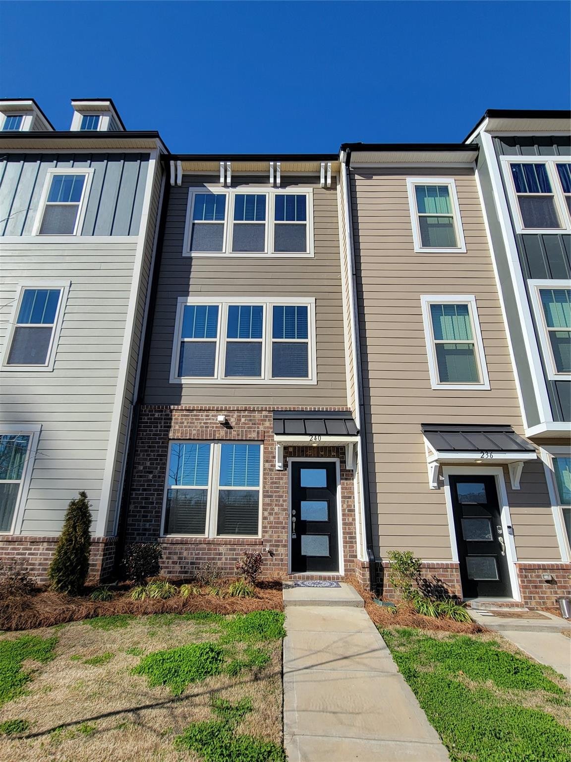 Property image 1 at 240 Judson Avenue, Charlotte, NC 28208