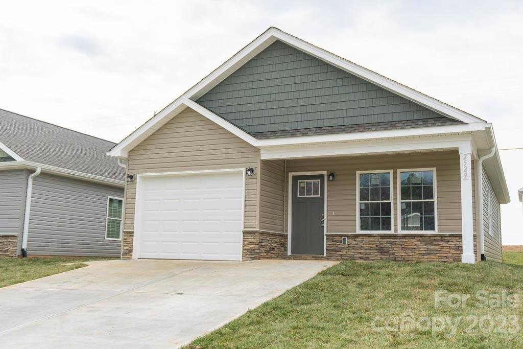 Property image 1 at 2529 Snow Creek Road, Hickory, NC 28601