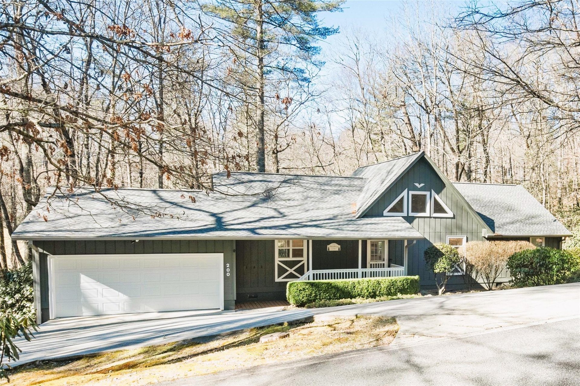 Property image 1 at 200 Blackberry Trail, Sapphire, NC 28774