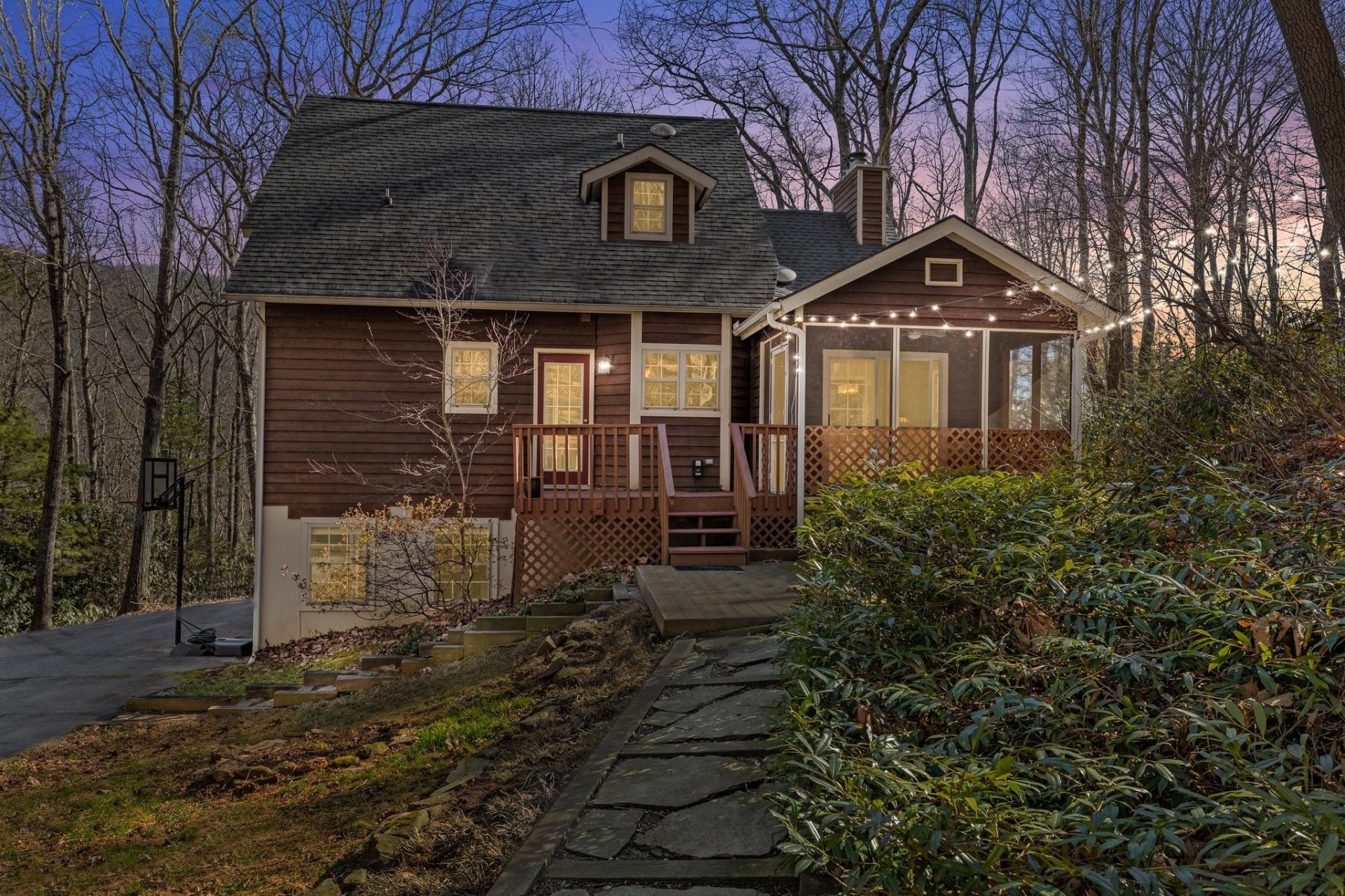 Foxfire, Asheville Community