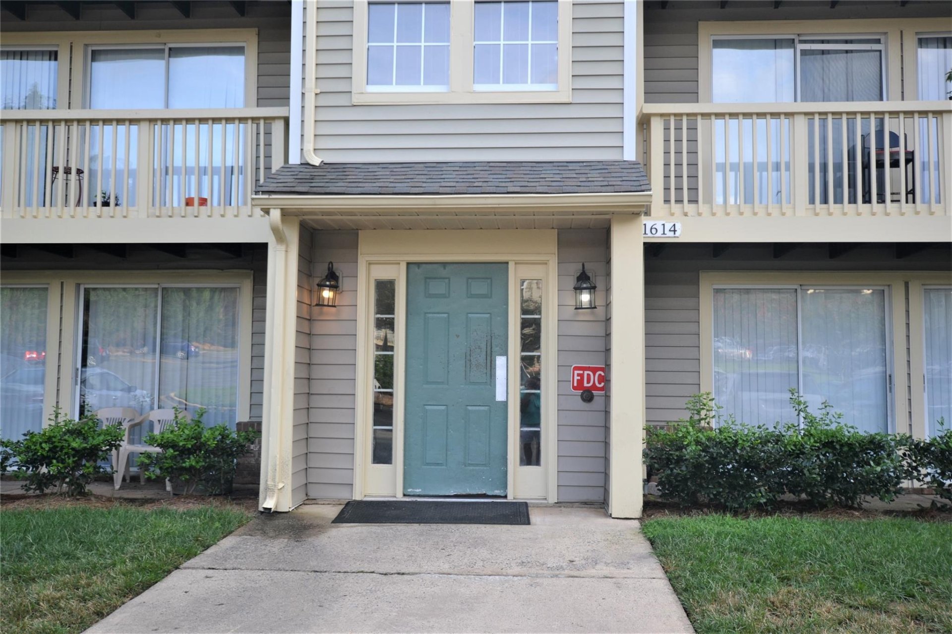 Property image 1 at 1614 Arlyn Circle, Charlotte, NC 28213