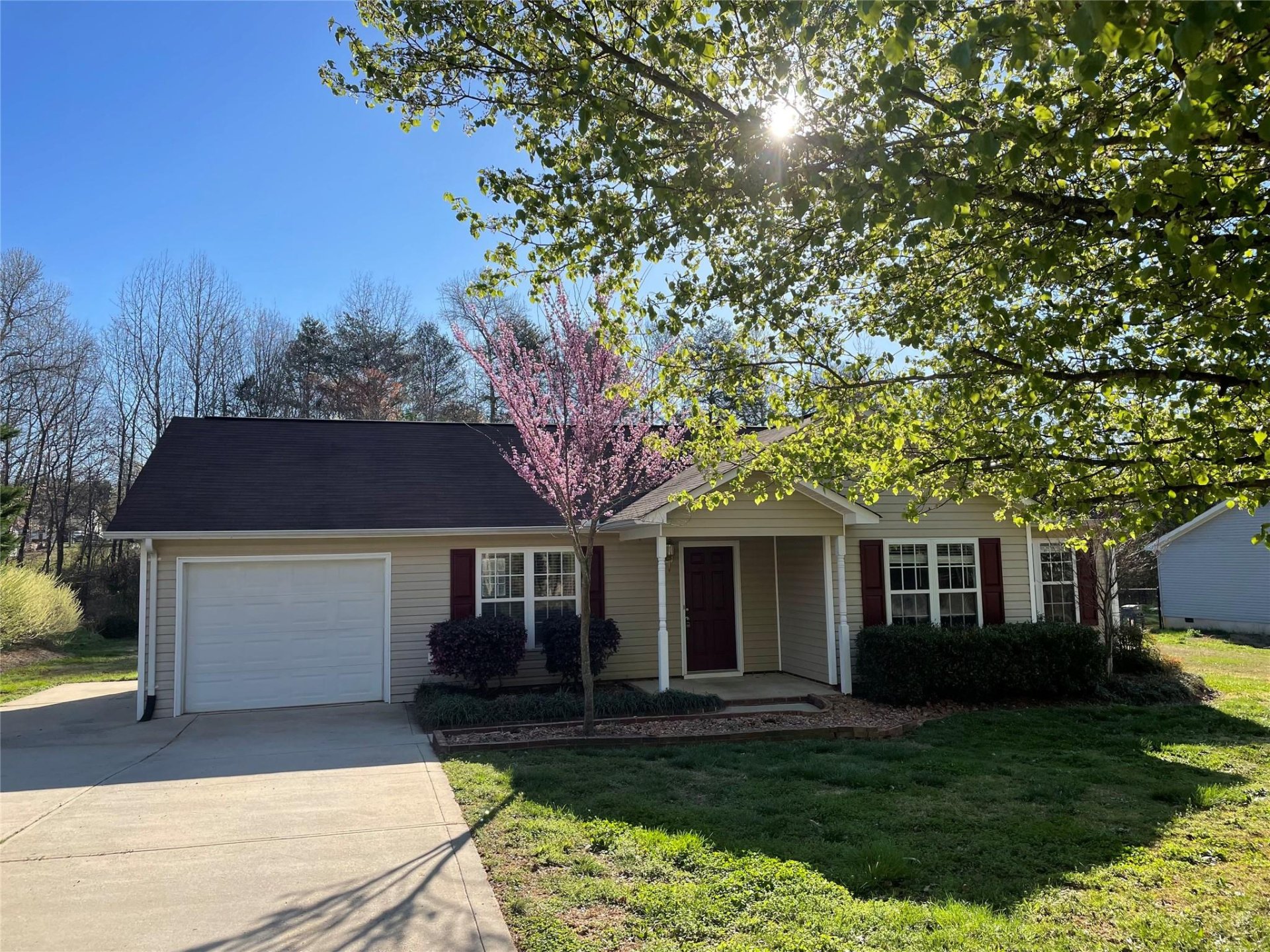 Property image 1 at 3620 Navajo Drive, Maiden, NC 28650