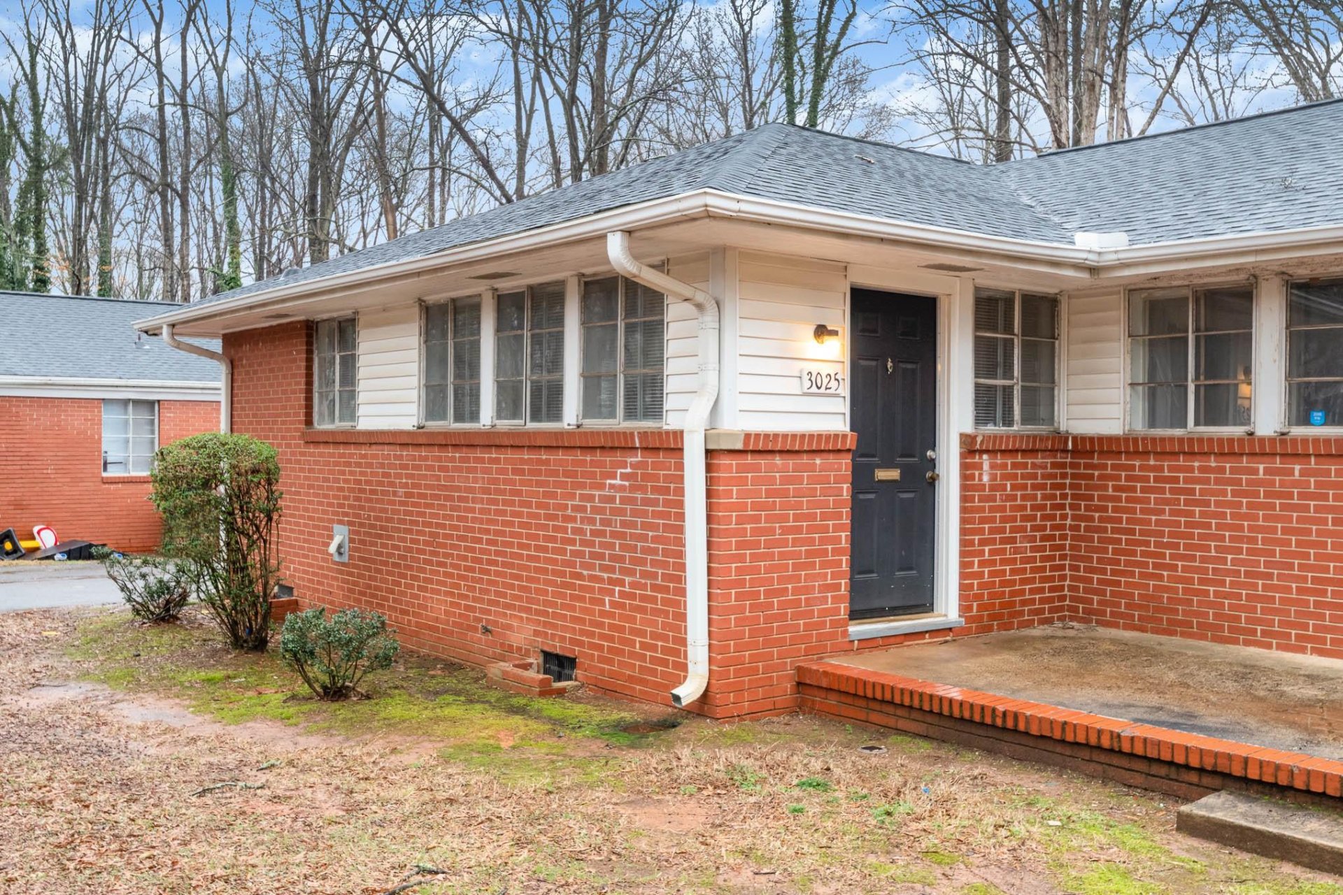 Property image 1 at 3025 Minnesota Road, Charlotte, NC 28208