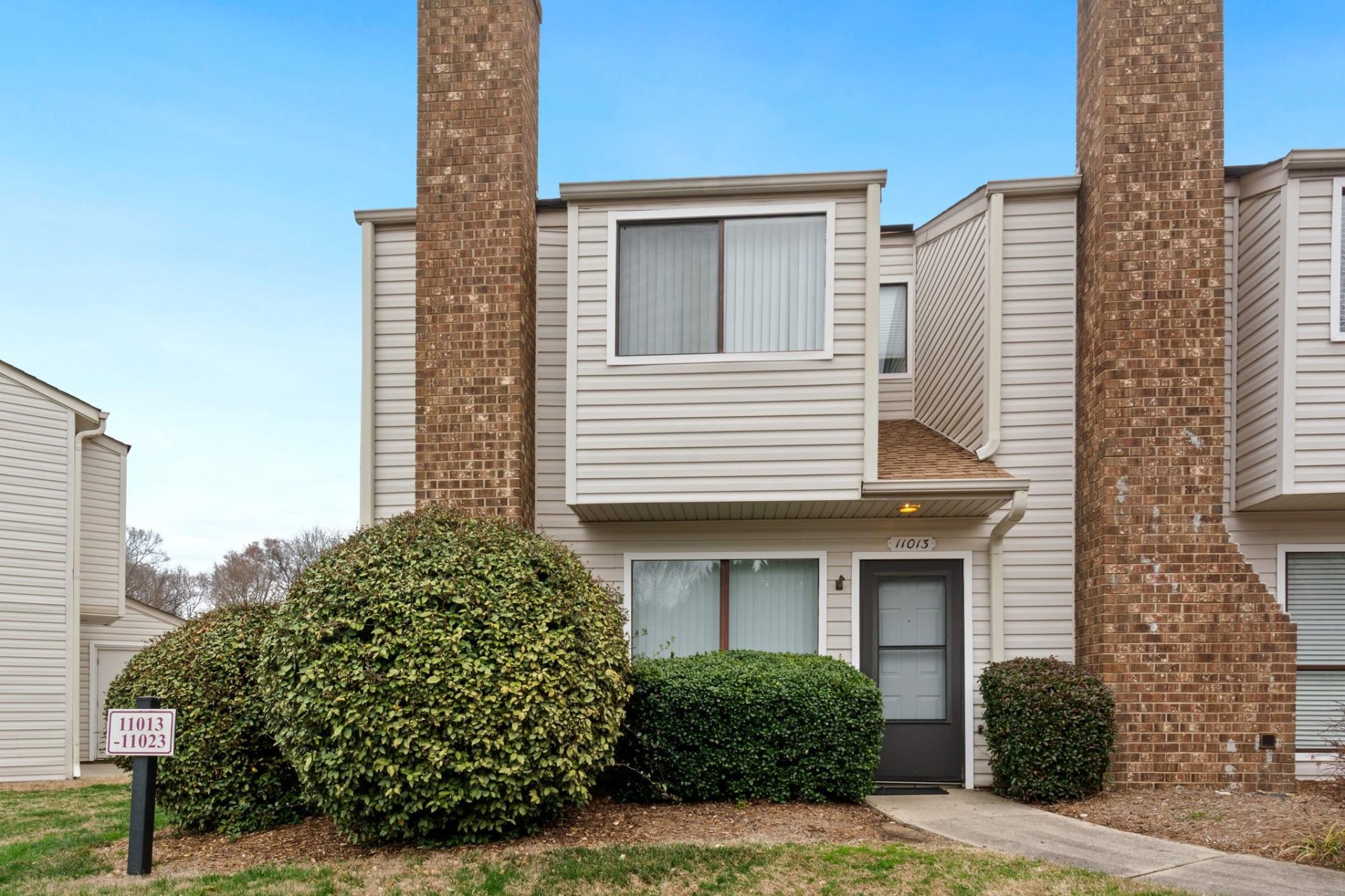 Property image 1 at 11013 Carmel Crossing Road, Charlotte, NC 28226