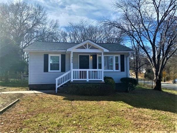 Property image 1 at 3629 Simmons Street, Charlotte, NC 28208