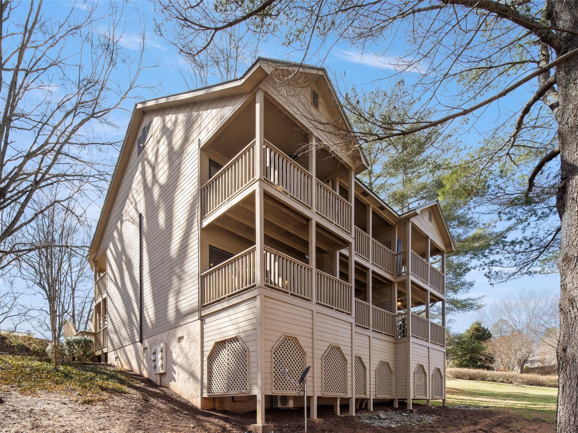 160 Whitney Boulevard