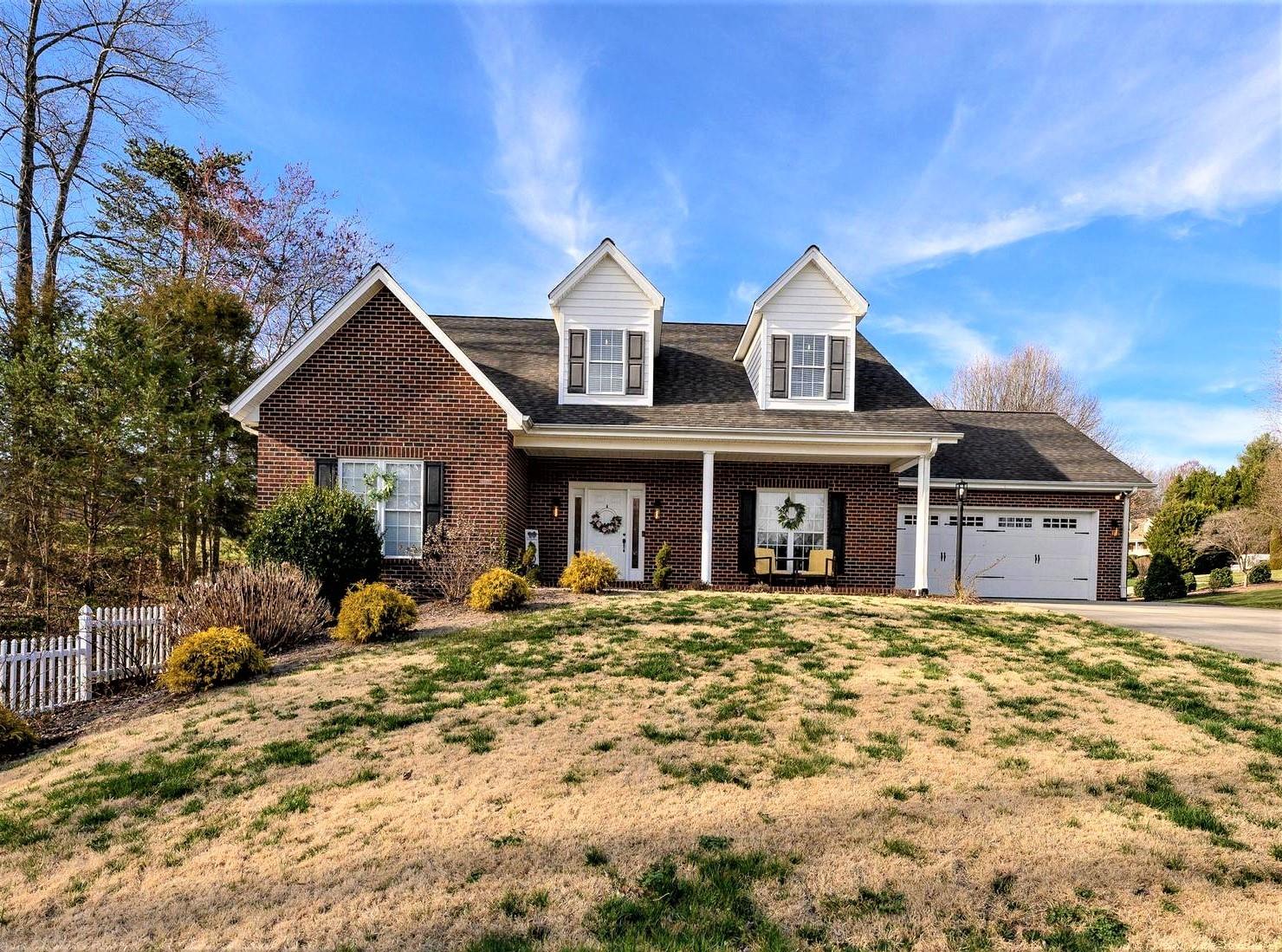 Property image 1 at 1001 Turnberry Street, Lenoir, NC 28645