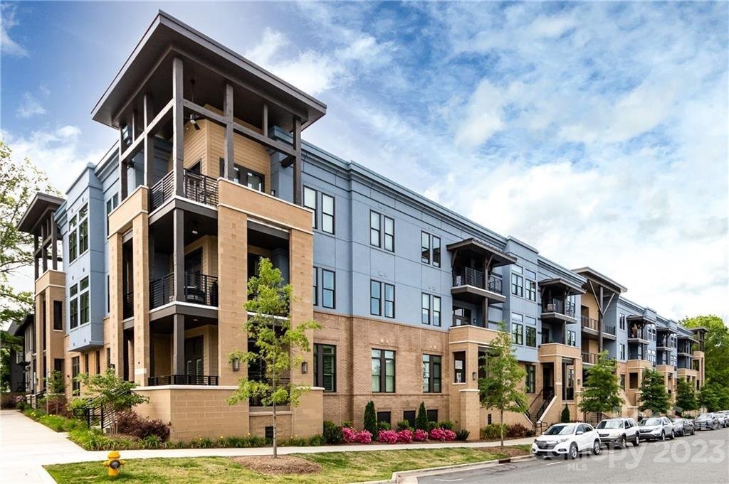 Property image 1 at 2401 Euclid Avenue, Charlotte, NC 28203