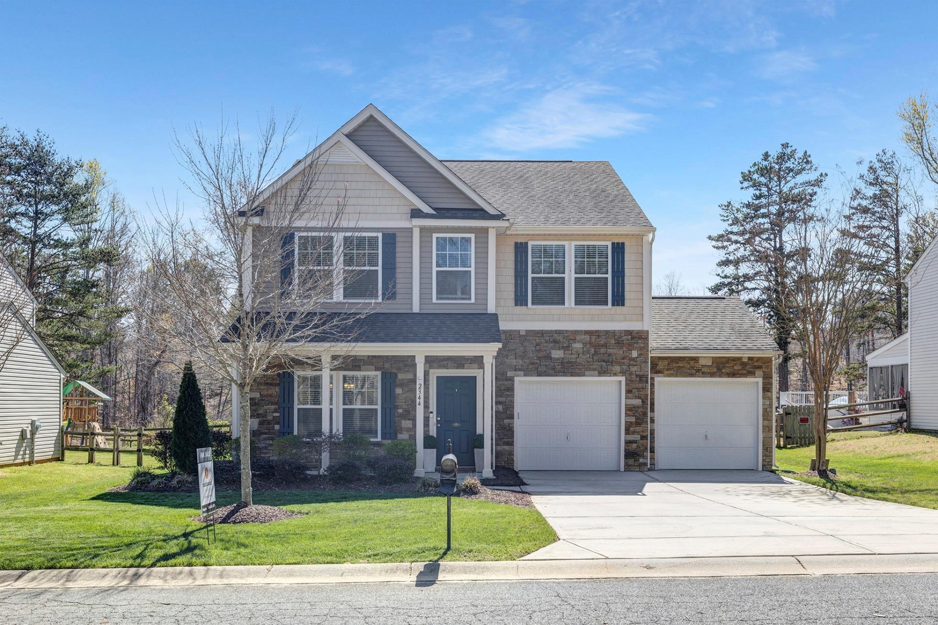 Property image 1 at 2344 Lake Vista Drive, Mount Holly, NC 28120