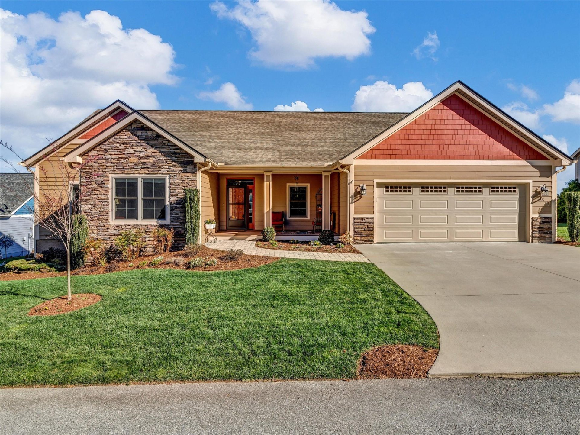 Property image 1 at 63 Welding Way, Hendersonville, NC 28792