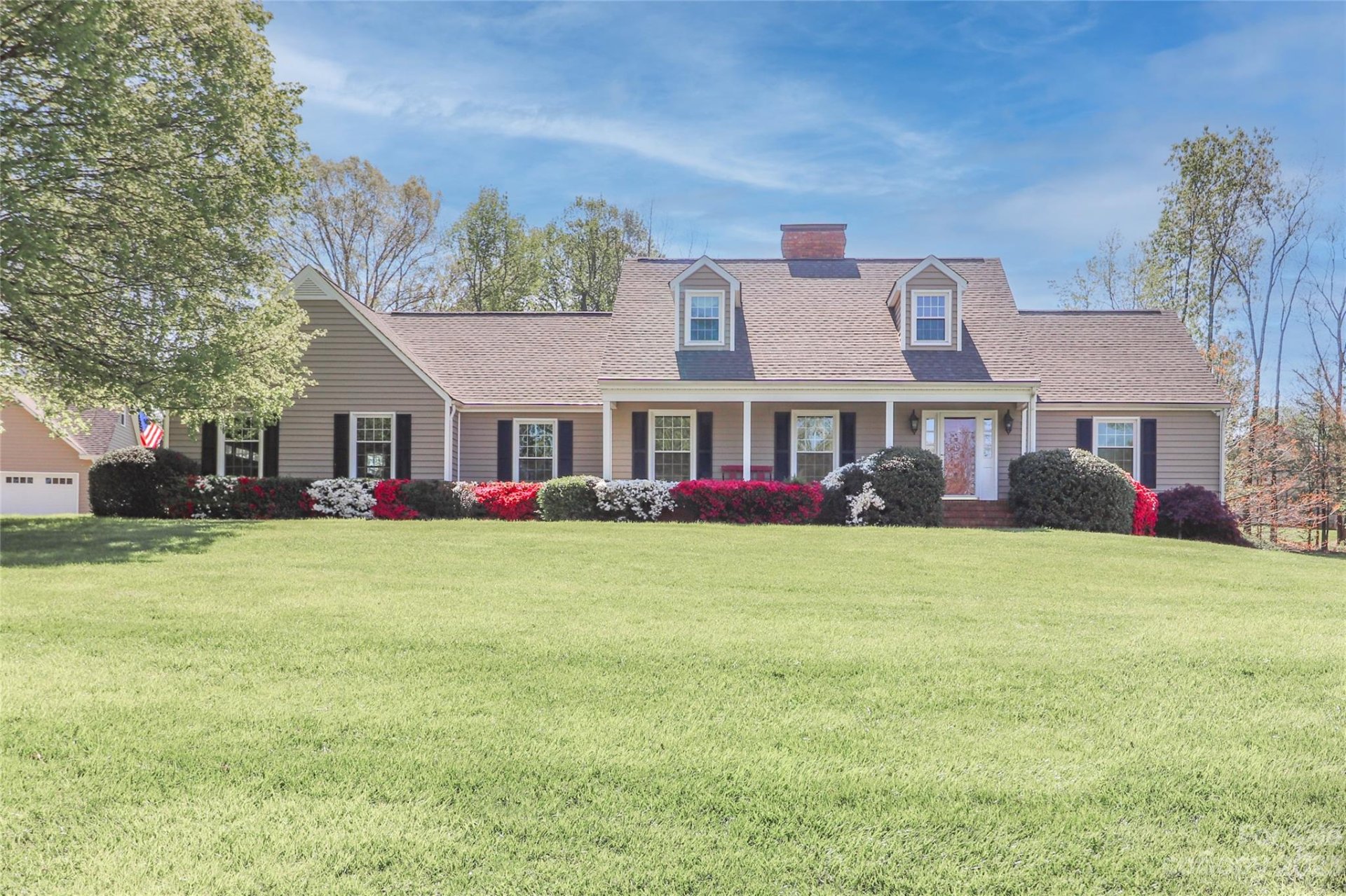 Property image 1 at 242 Country Drive, Statesville, NC 28625