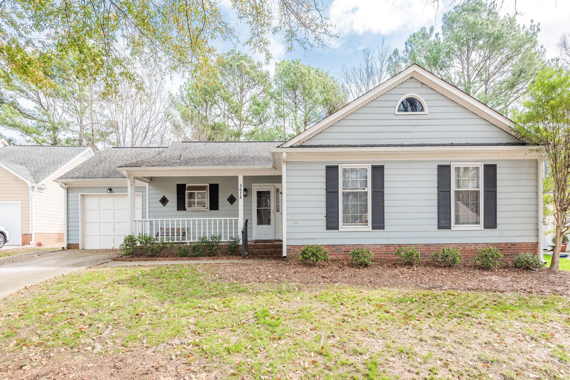 8618 Aldergate Court