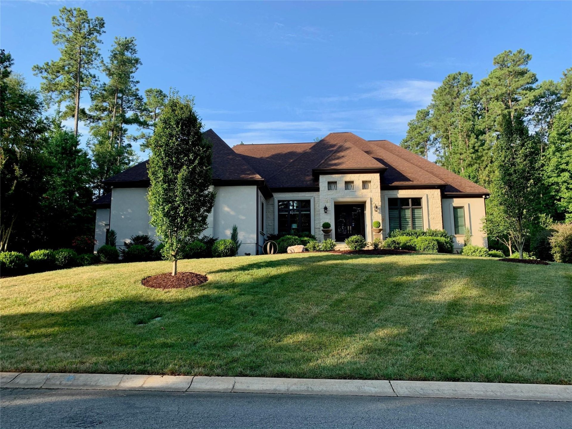 Property image 1 at 3028 Kings Manor Drive, Matthews, NC 28104