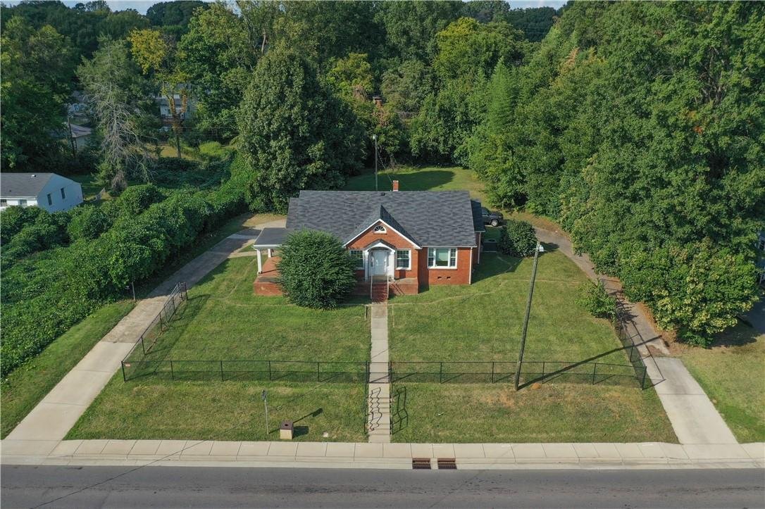 Property image 1 at 1238 West Boulevard, Charlotte, NC 28208