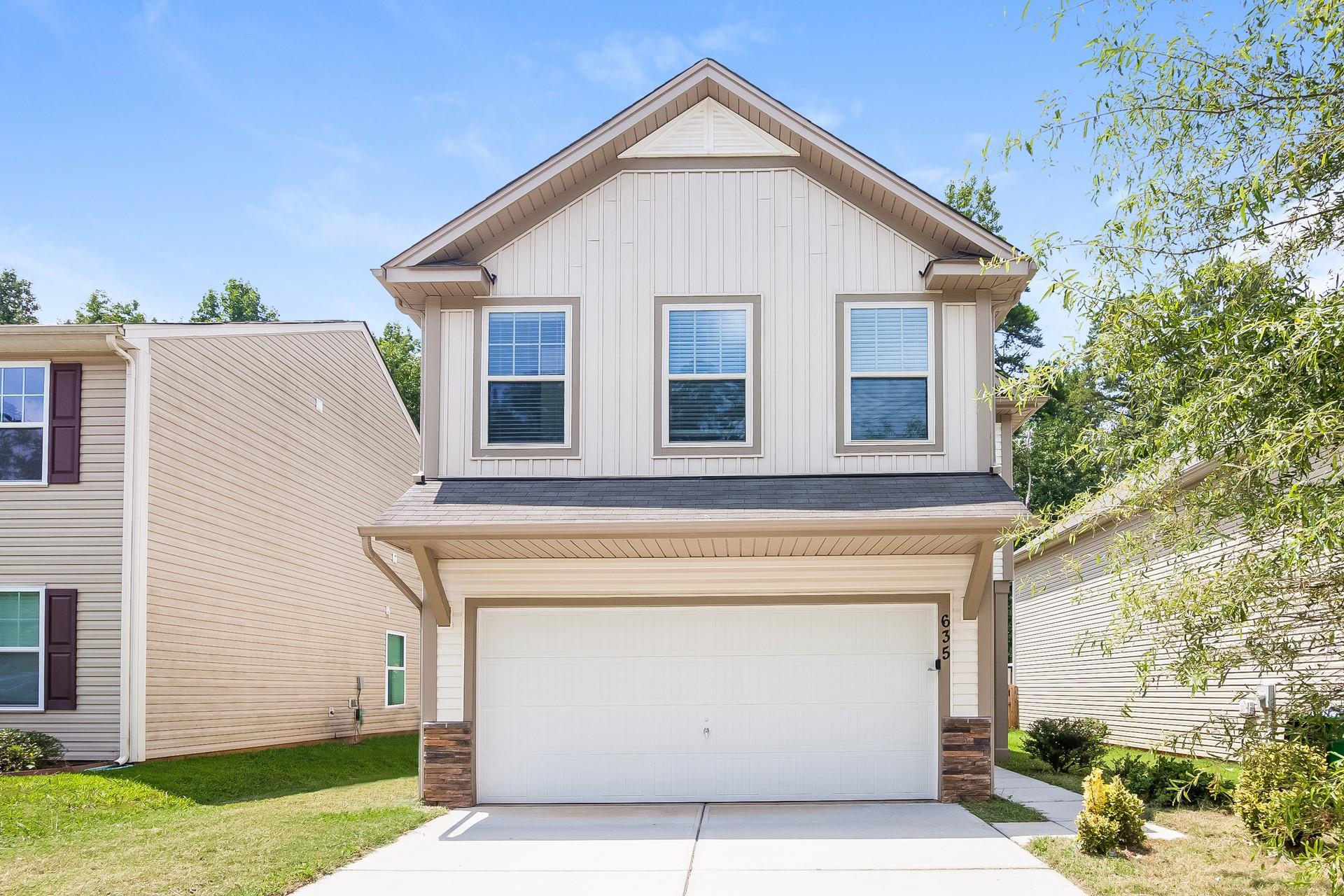 Property image 1 at 635 Mountain Quail Drive, Charlotte, NC 28216