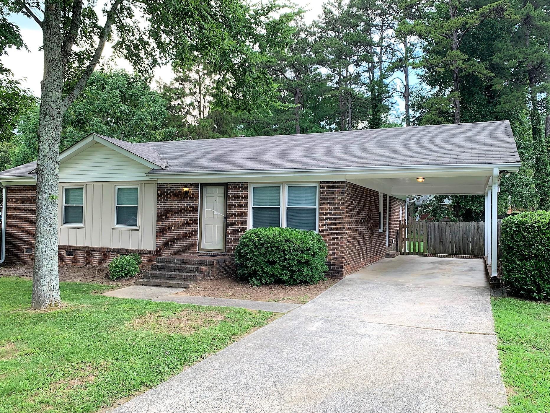 Property image 1 at 1453 Fox Run Drive, Charlotte, NC 28212