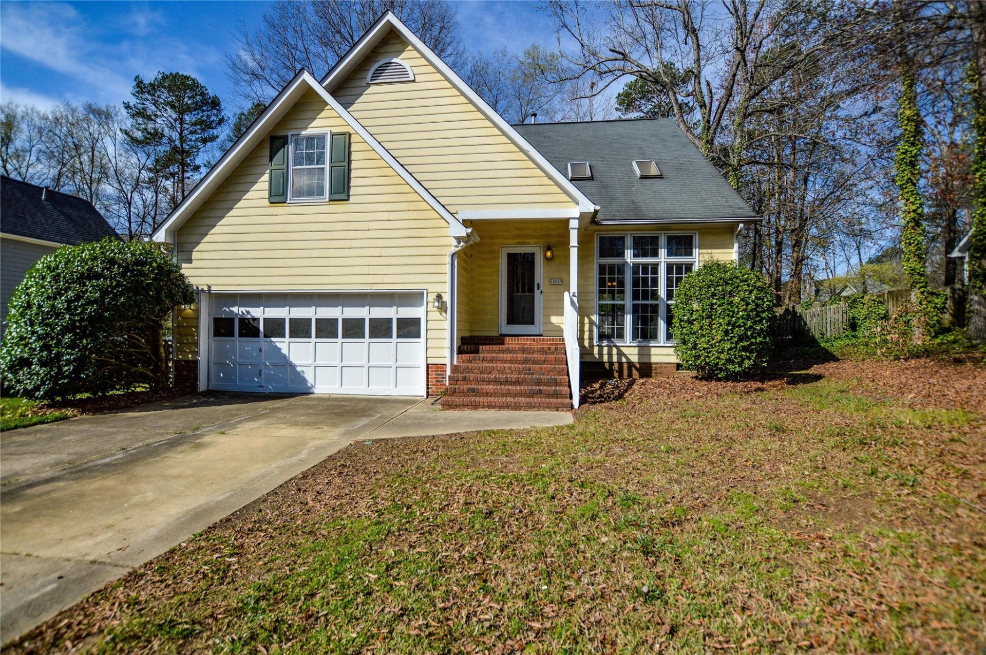 Property image 1 at 13515 Kintyre Court, Matthews, NC 28105