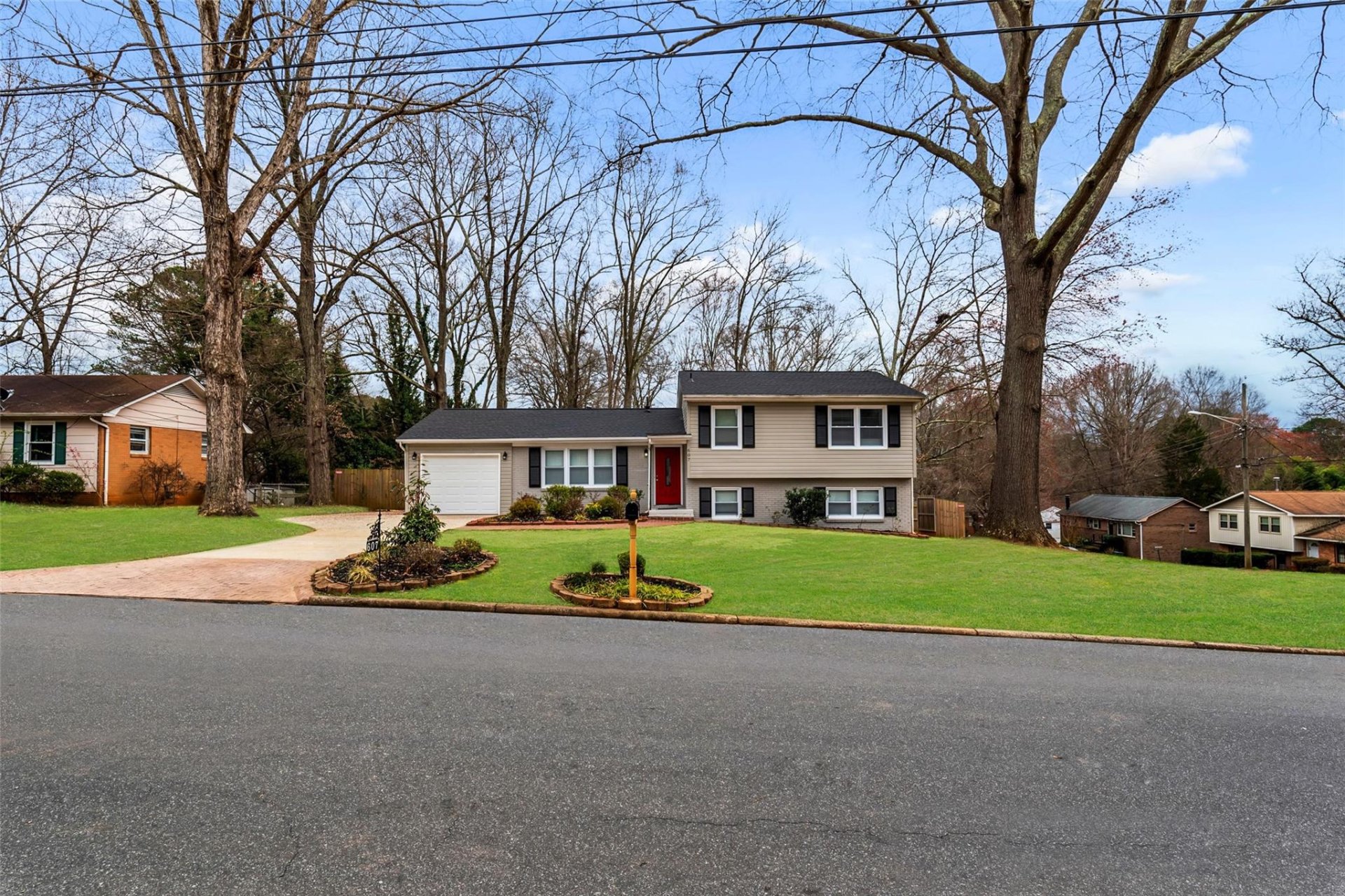 Property image 1 at 607 Wellons Drive, Gastonia, NC 28054