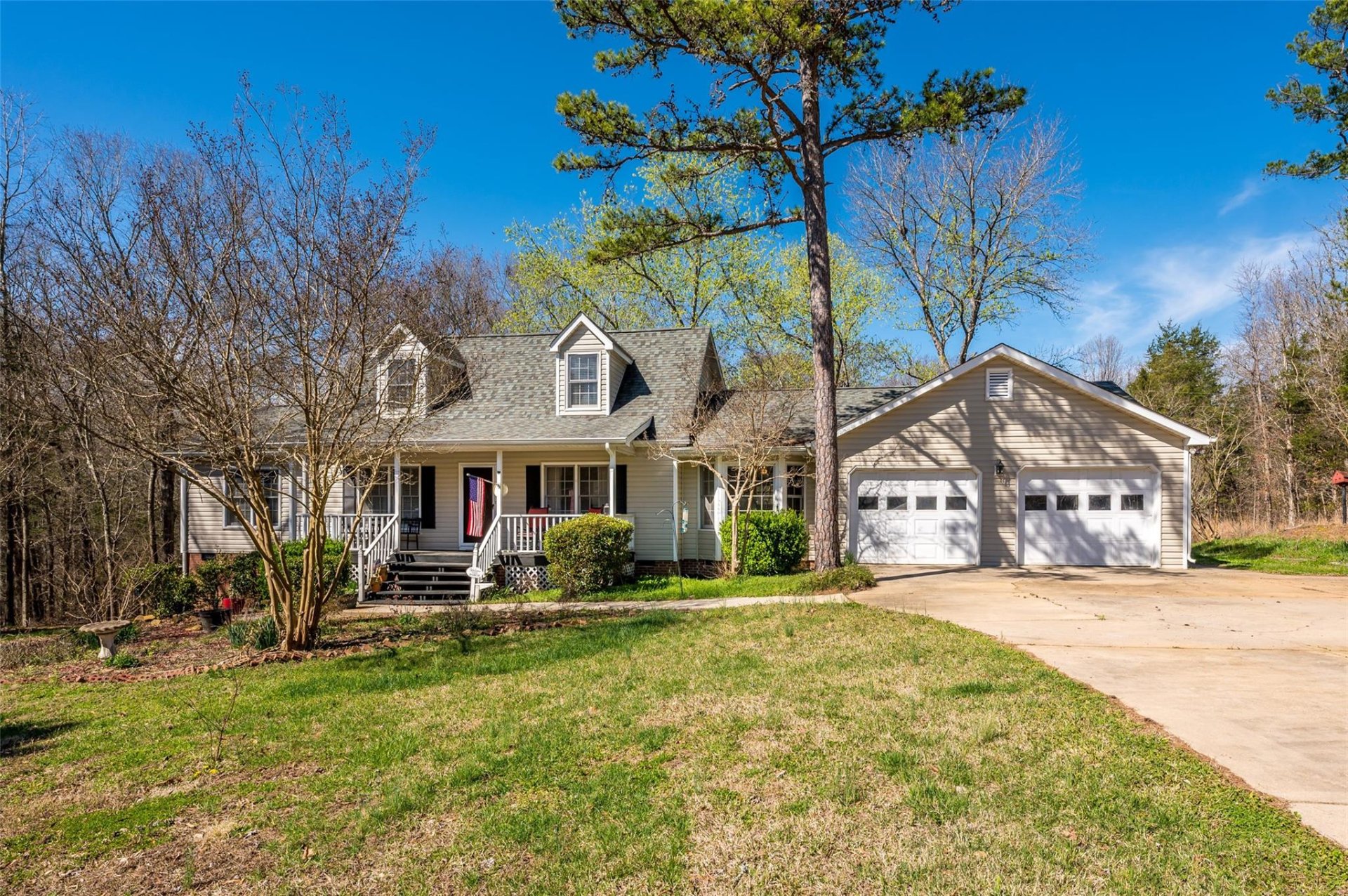 Property image 1 at 401 Falcon Drive, Concord, NC 28025