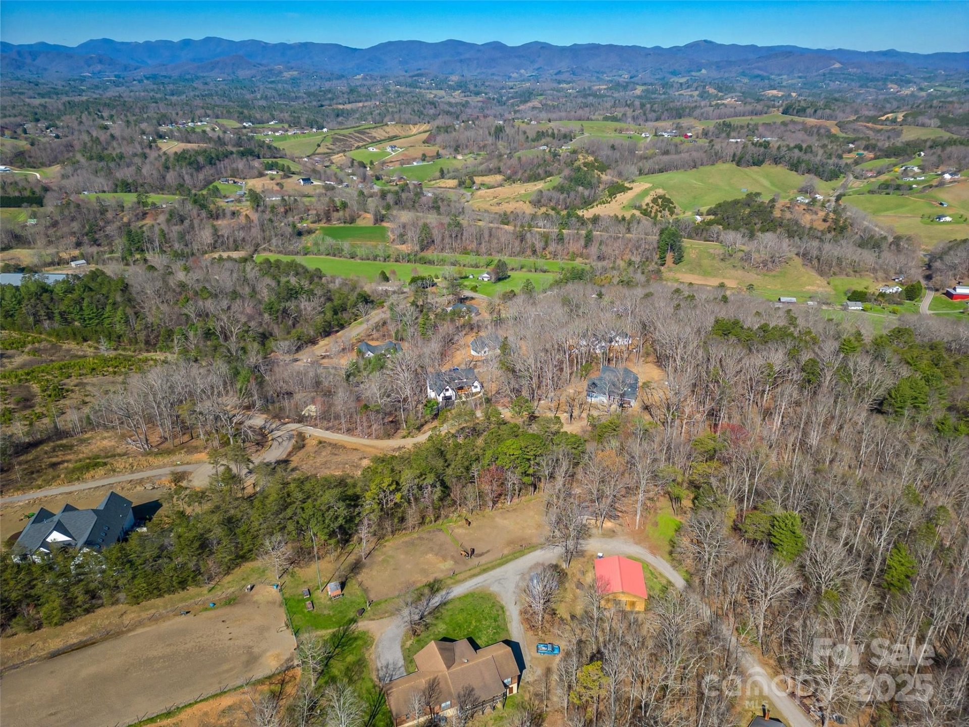 Property image 2 at 138 Saddle Ridge Drive, Alexander, NC 28701