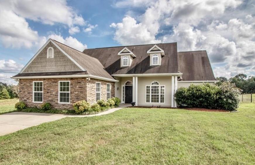 Property image 1 at 118 Heathrow Lane, Statesville, NC 28677