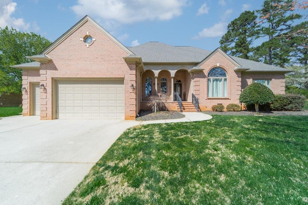 Property image 1 at 8005 Broadmoor Lane, Stanley, NC 28164