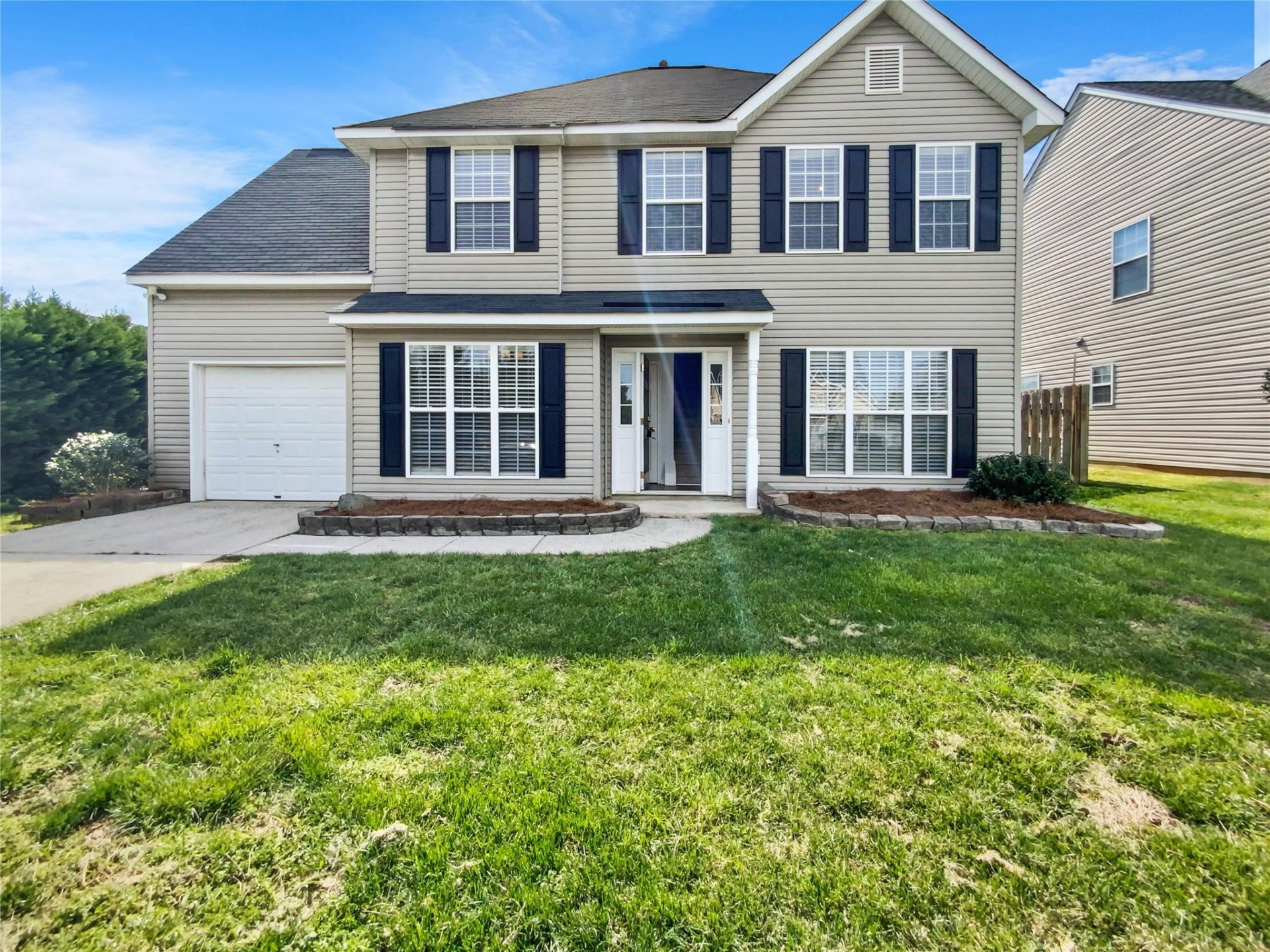 Property image 1 at 7130 Gallatin Lane, Charlotte, NC 28213