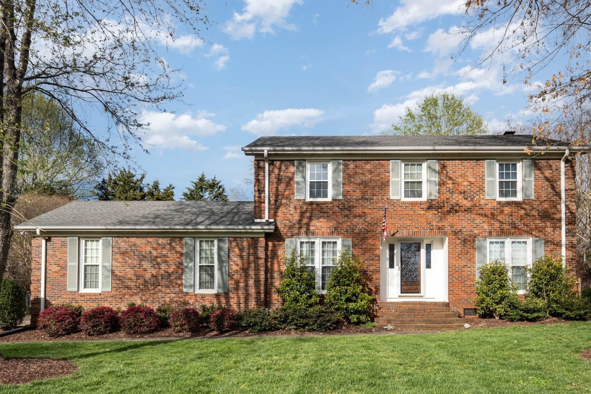 10015 Drawbridge Drive