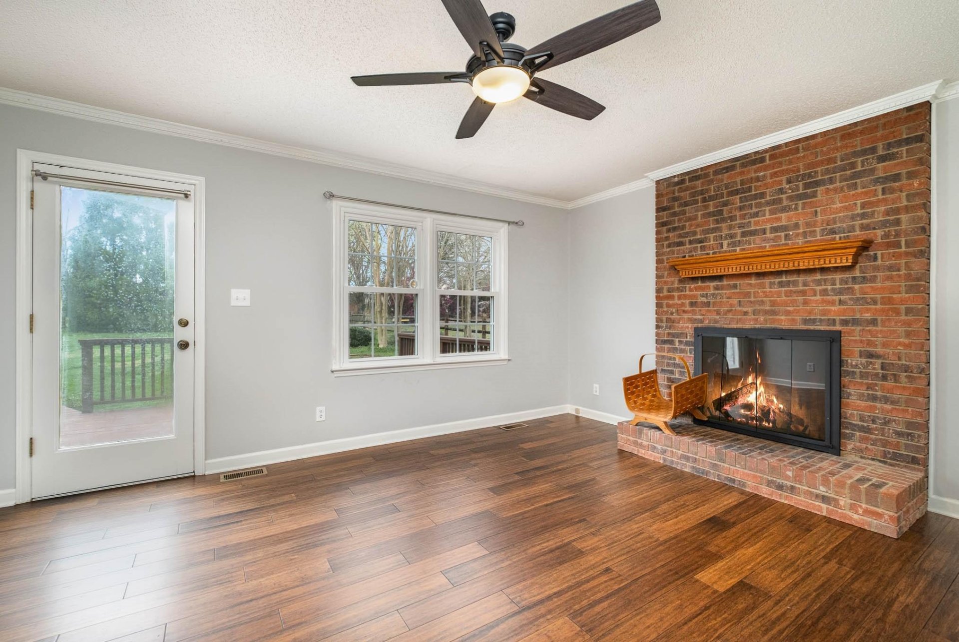 Property image 5 at 10015 Drawbridge Drive, Charlotte, NC 28215