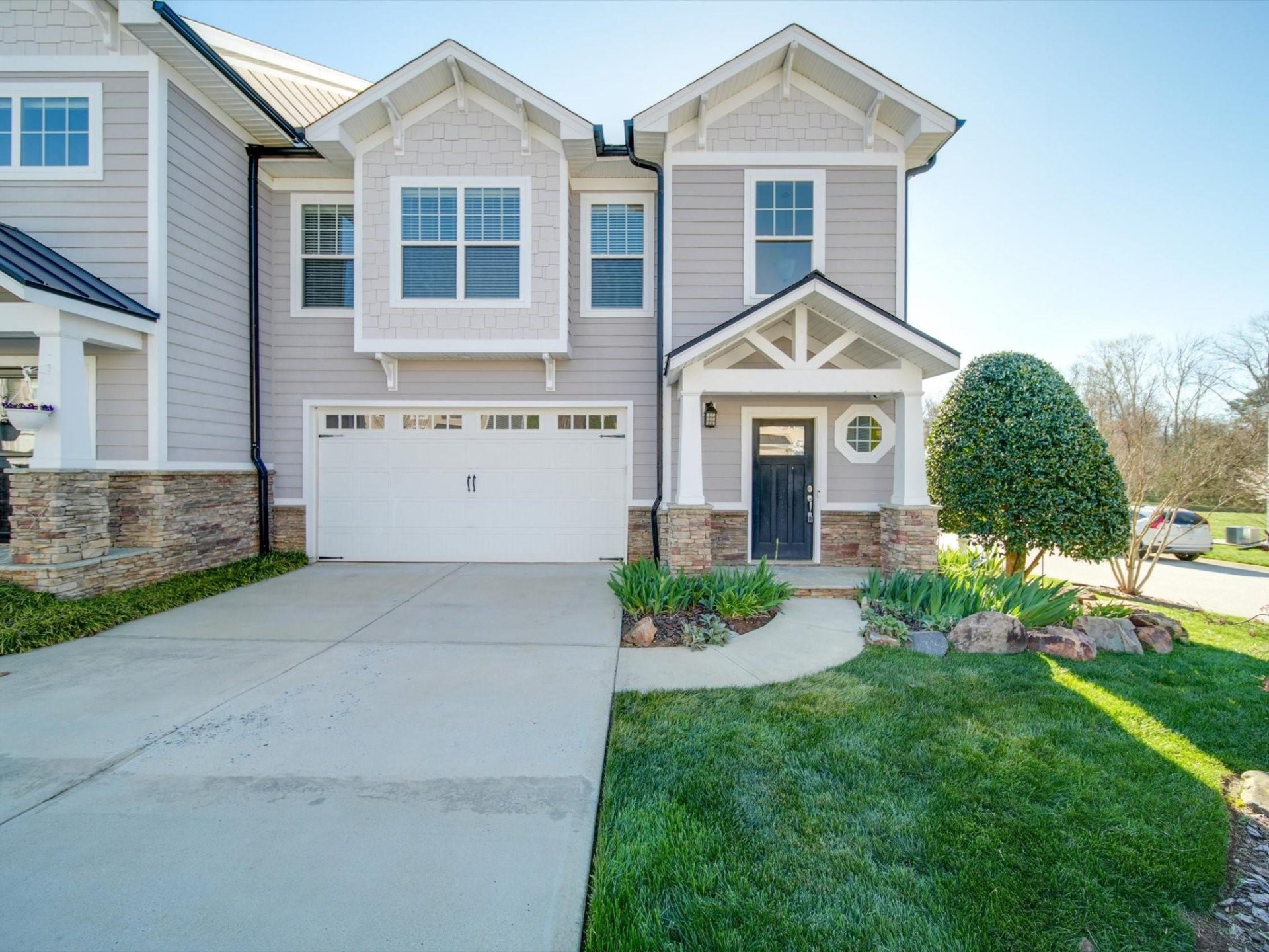 Property image 1 at 375 Battery Circle, Clover, SC 29710