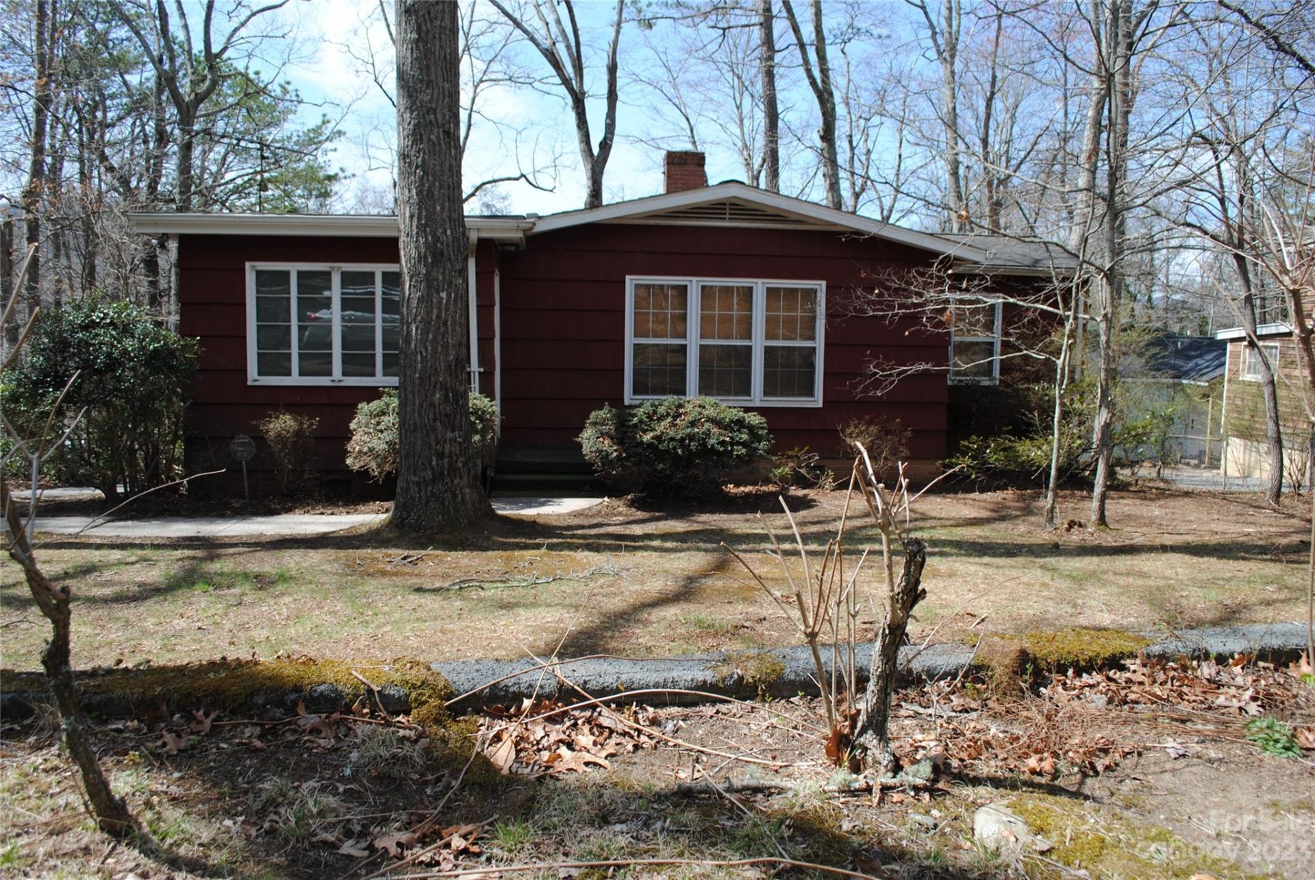 Property image 1 at 44 Tupper Road, Black Mountain, NC 28711