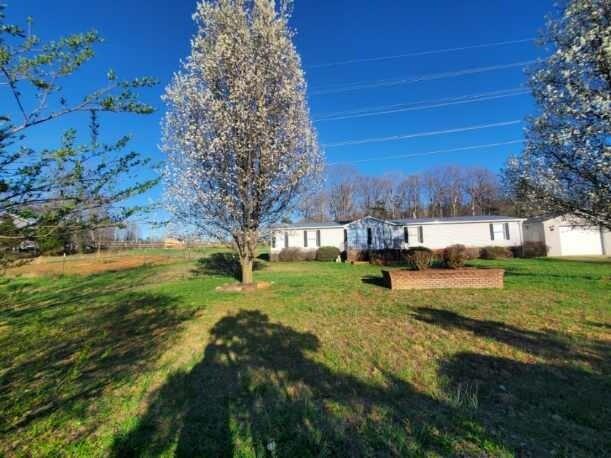 Property image 1 at 1172 Lynn Lane, Catawba, NC 28609