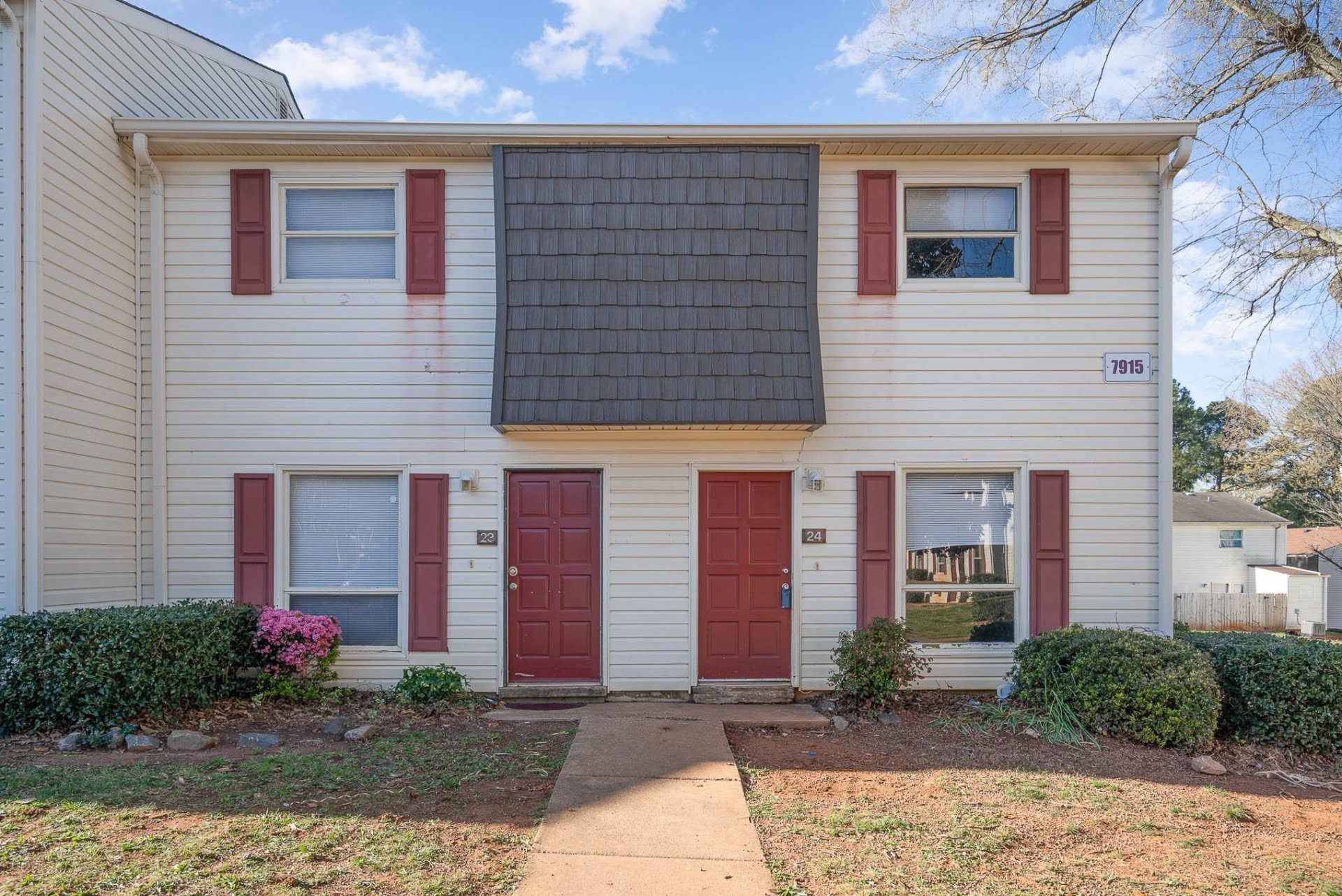 7915 Oak Meadow Court