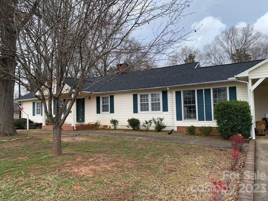 Property image 1 at 835 Confederate Avenue, Lancaster, SC 29720