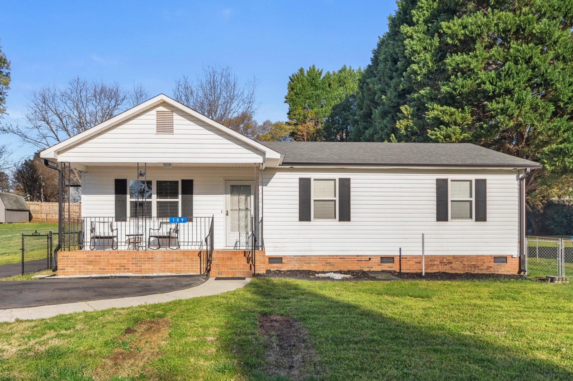 Property image 1 at 109 N 10th Street, Belmont, NC 28012