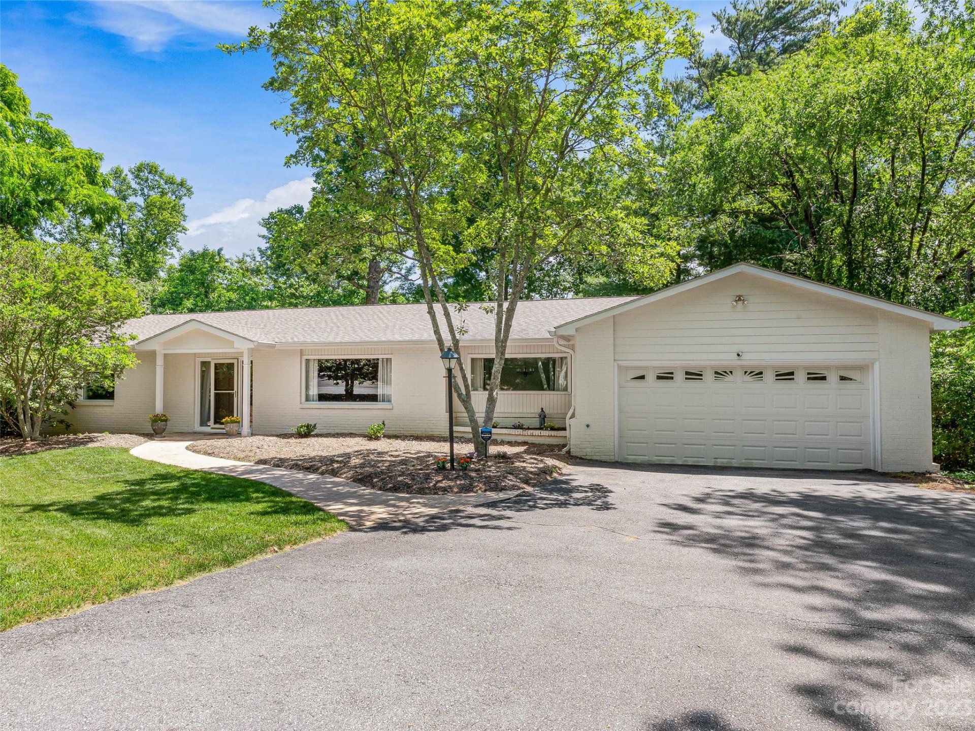 Property image 1 at 21 Robinhood Road, Asheville, NC 28804