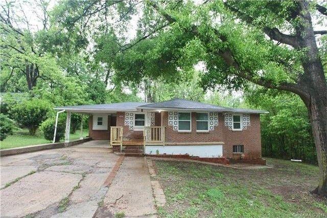 Property image 1 at 2865 Ebony Avenue, Gastonia, NC 28056