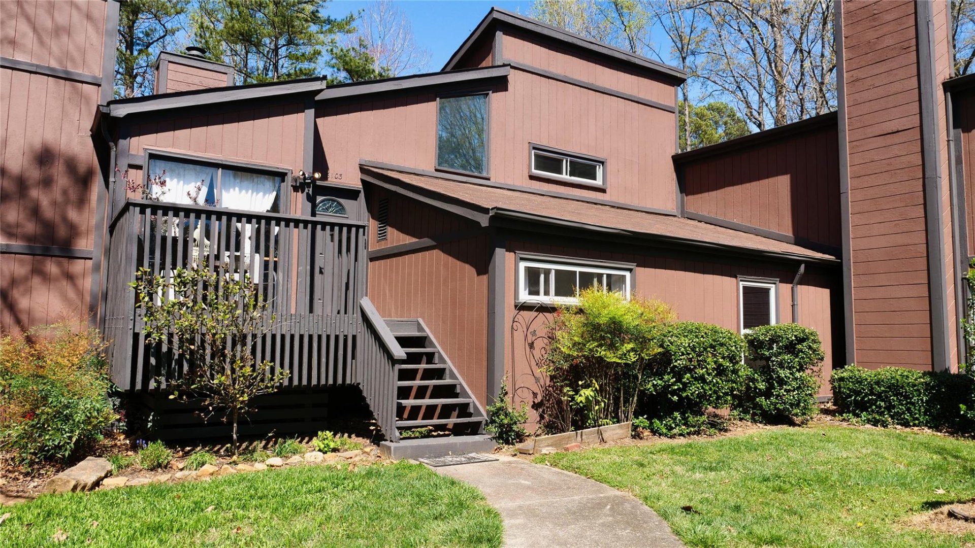 Property image 1 at 6103 Honeysuckle Lane, Charlotte, NC 28212