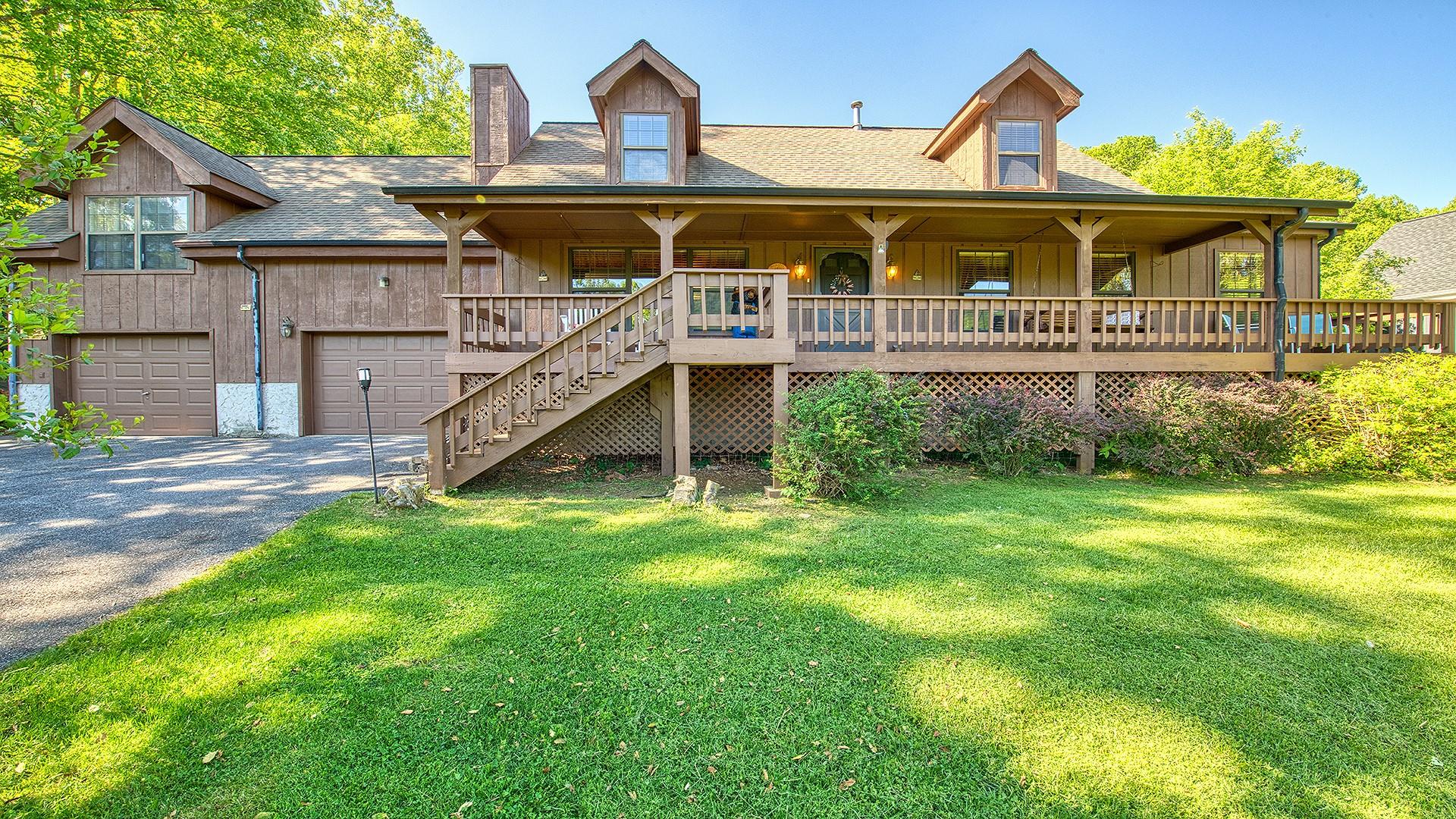 Property image 1 at 132 Valley Creek Drive, Maggie Valley, NC 28751