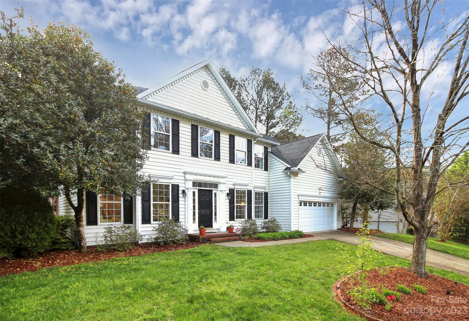 Property image 1 at 2814 Mt Isle Harbor Drive, Charlotte, NC 28214