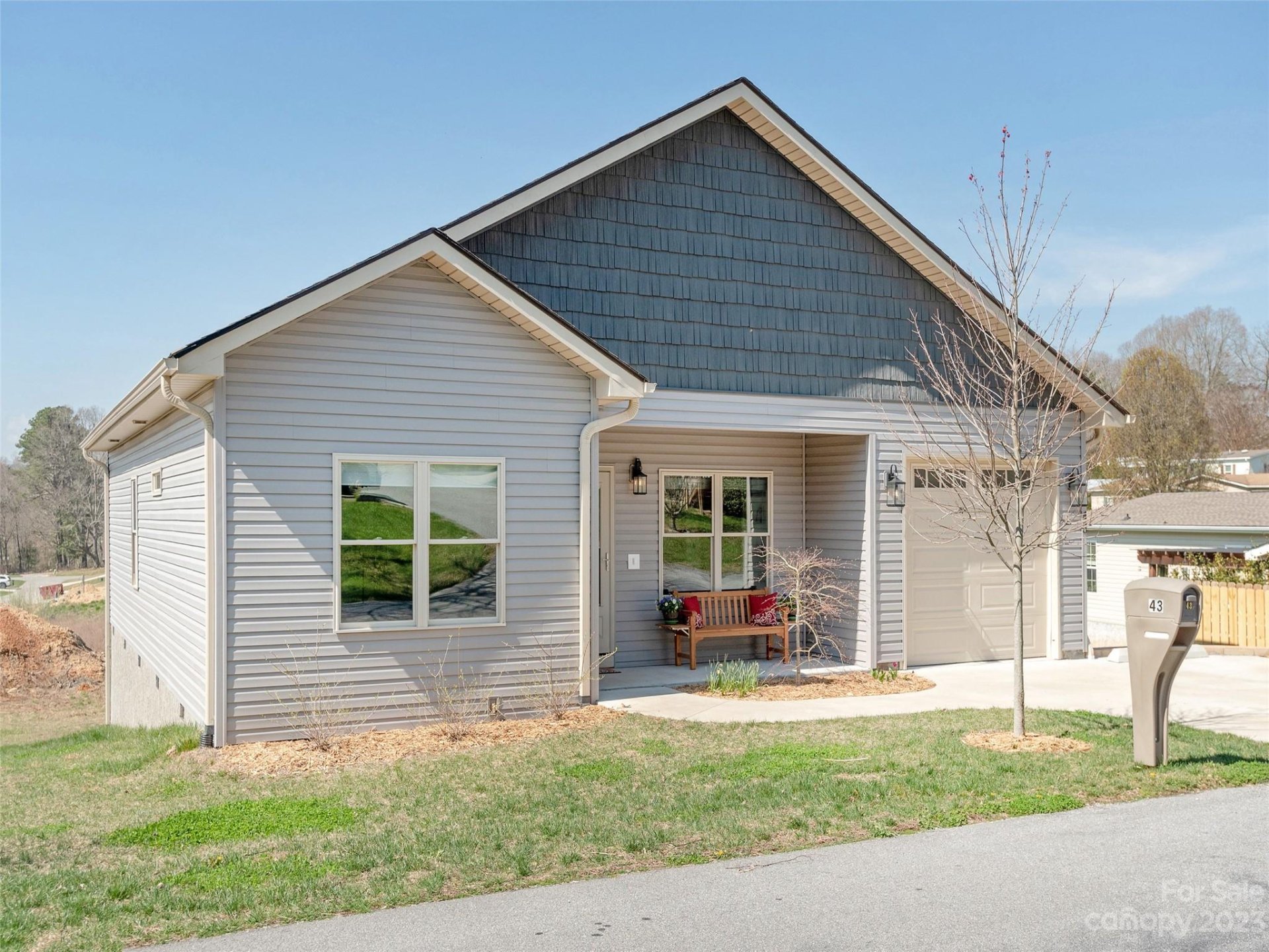 Property image 1 at 43 Middle Street, Hendersonville, NC 28792