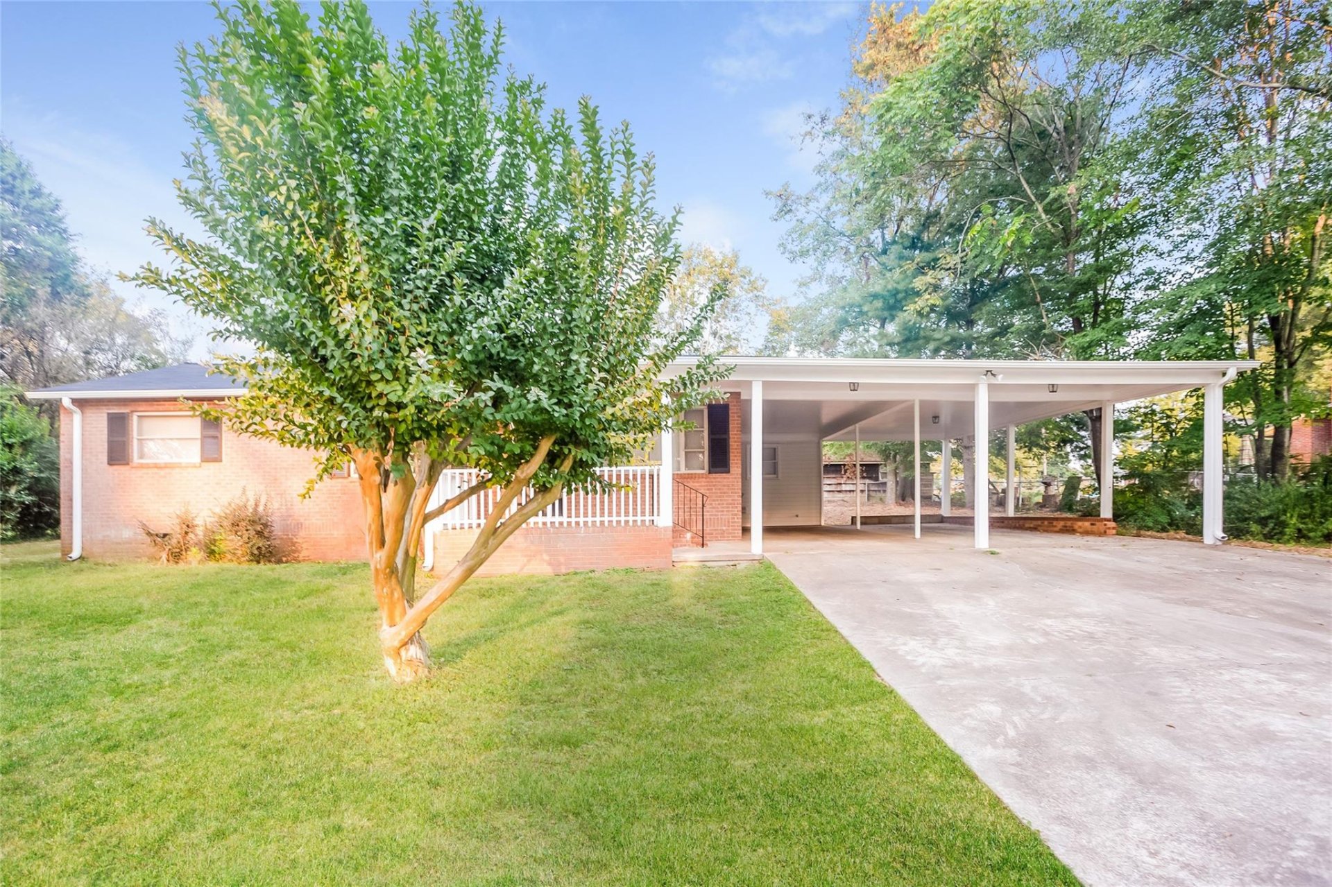 Property image 1 at 115 Manley Lane, Statesville, NC 28625