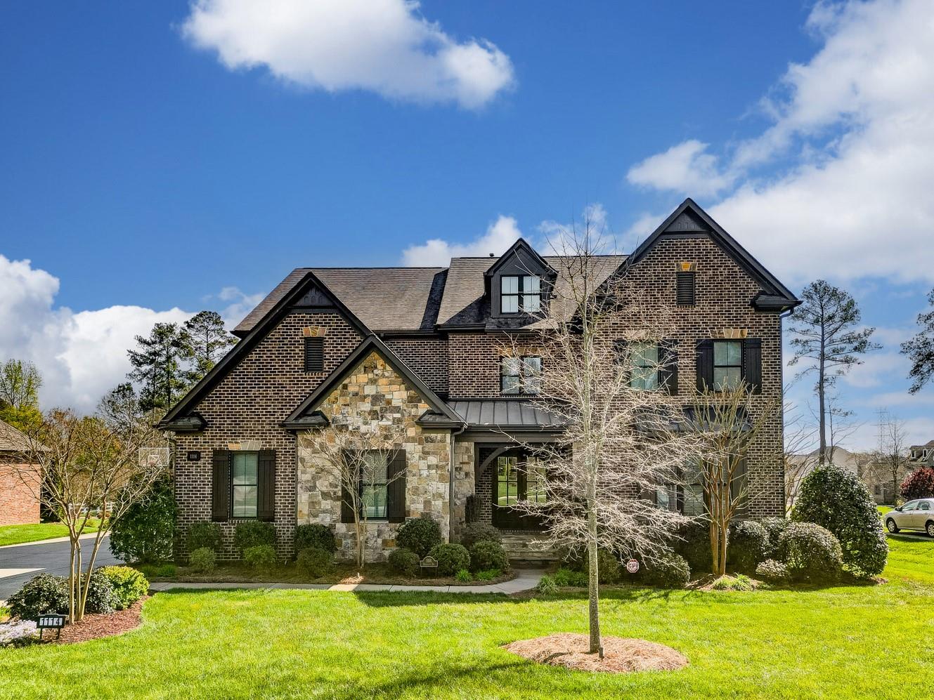 1114 Rosecliff Drive